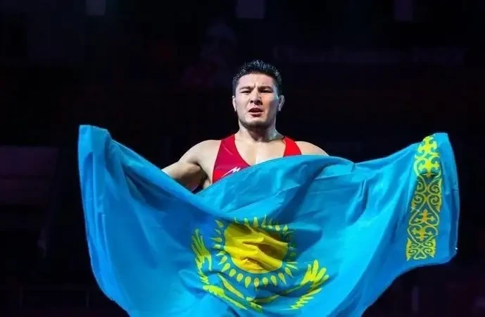 Азамат Дәулетбеков Азия чемпионатының үш дүркін жеңімпазы атанды Азамат Дәулетбеков Азия чемпионатының үш дүркін жеңімпазы атанды