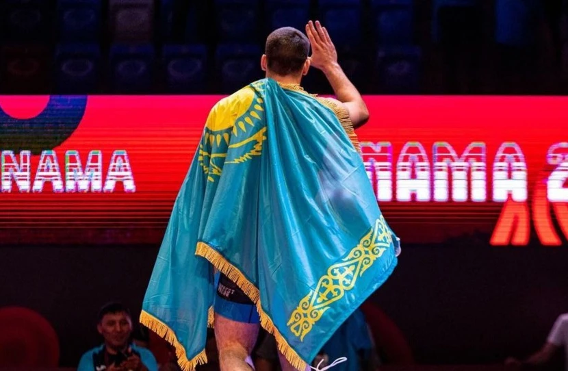 Омар Сатаев вышел в полуфинал чемпионата Азии (ВИДЕО) Омар Сатаев вышел в полуфинал чемпионата Азии (ВИДЕО)