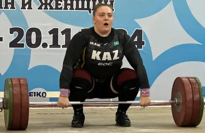 Допинг дауына байланысты шеттетілген ауыр атлет ел чемпионы атанды Допинг дауына байланысты шеттетілген ауыр атлет ел чемпионы атанды