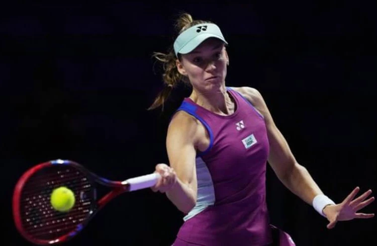Елена Рыбакина потерпела второе поражение на Итоговом турнире WTA Елена Рыбакина потерпела второе поражение на Итоговом турнире WTA