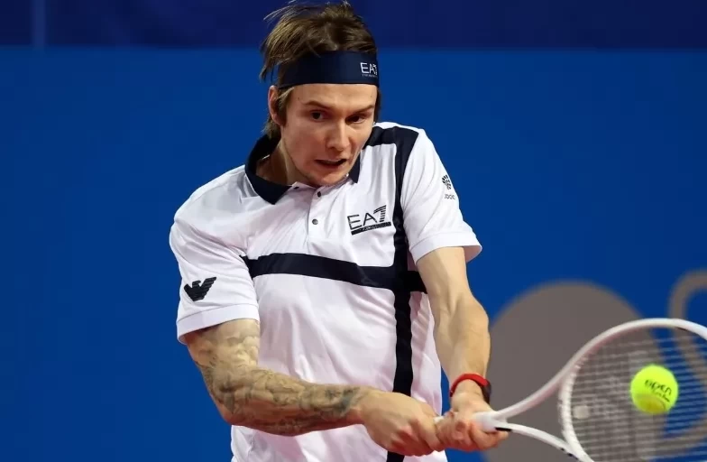 Александр Бублик ATP 500 турнирін сәтті бастады Александр Бублик ATP 500 турнирін сәтті бастады