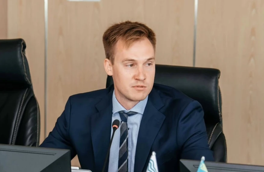 Дмитрий Баландин назначен генеральным секретарем Федерации водных видов спорта Казахстана Дмитрий Баландин назначен генеральным секретарем Федерации водных видов спорта Казахстана
