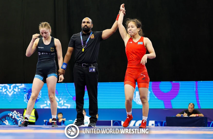 Шугыла Омирбек завоевала золотую медаль молодежного чемпионата мира по женской борьбе Шугыла Омирбек завоевала золотую медаль молодежного чемпионата мира по женской борьбе