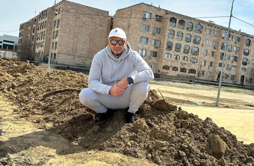 NAIZA президенті Құлсарыда дамба салуға көмектесуде NAIZA президенті Құлсарыда дамба салуға көмектесуде