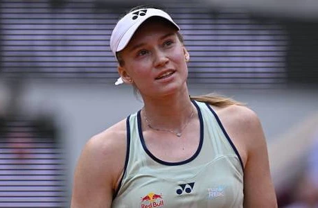 Рыбакина проиграла действующей чемпионке Роллан Гаррос Рыбакина проиграла действующей чемпионке Роллан Гаррос