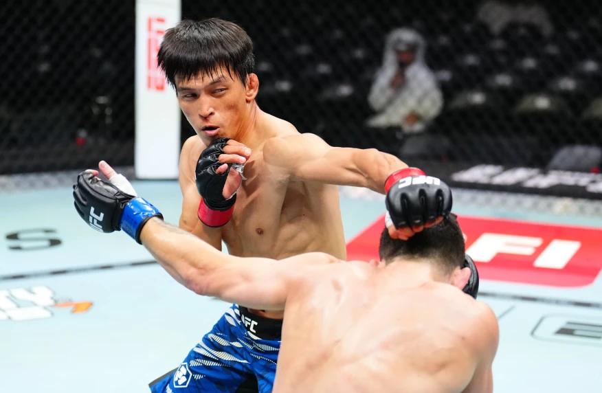 Азат Максум уволен из UFC Азат Максум уволен из UFC