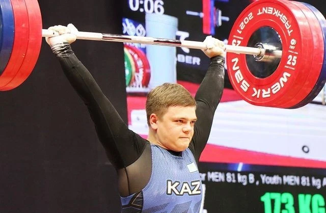 Казахстанский штангист завоевал «золото» юниорского чемпионата Азии Казахстанский штангист завоевал «золото» юниорского чемпионата Азии