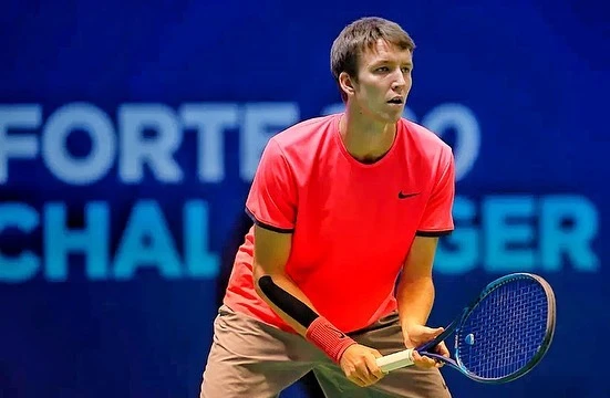Ломакин снова в финале Ломакин снова в финале