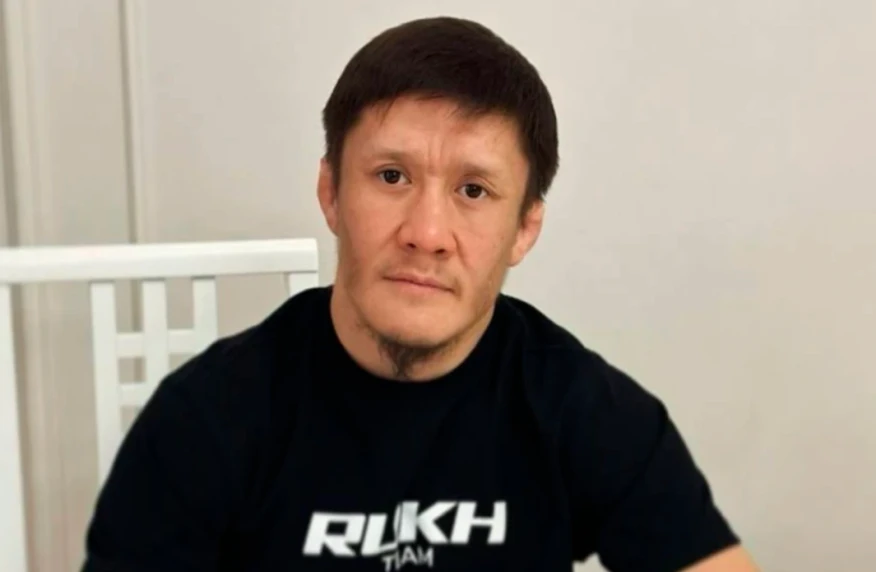 Жұмағұлов Fight Night лигасымен келісімшартқа қол қойды Жұмағұлов Fight Night лигасымен келісімшартқа қол қойды