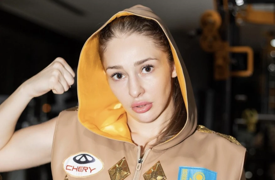 Ангелина Лукас - обладатель титула IBO Ангелина Лукас - обладатель титула IBO
