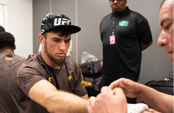 Казахстанец Веретенников потерпел второе поражение в UFC Казахстанец Веретенников потерпел второе поражение в UFC