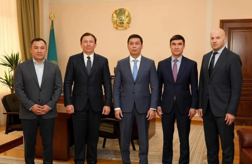 Антикор басшысы бокспен шұғылданып жүр Антикор басшысы бокспен шұғылданып жүр