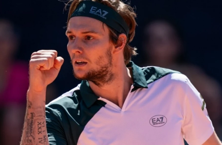 Бублик стал вторым казахстанцем, победившим на грунтовом турнире ATP Бублик стал вторым казахстанцем, победившим на грунтовом турнире ATP