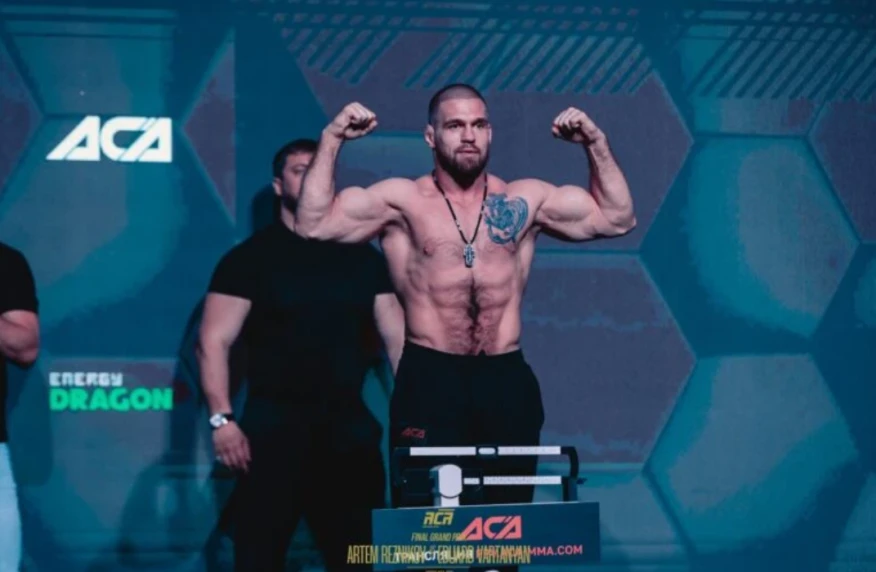 Бақытжанұлы мен Резников салмақ өлшеуден өтті Бақытжанұлы мен Резников салмақ өлшеуден өтті