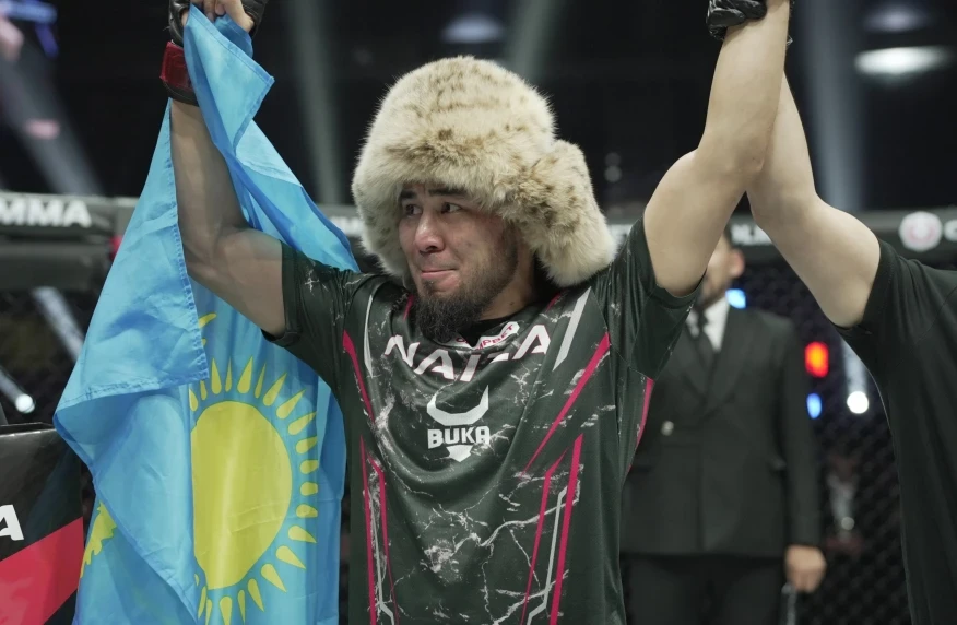 Еламан Шертаев NAIZA чемпионына үн қатты: Бөліс не кет! Еламан Шертаев NAIZA чемпионына үн қатты: Бөліс не кет!