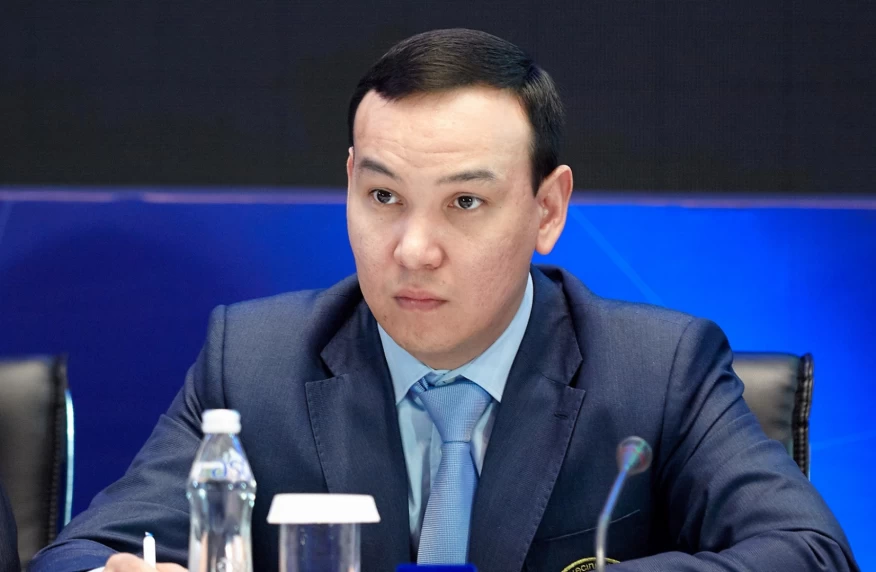 Олжас Абраев поддержал сборную Казахстана: Прошедший отбор Евро перевернул представления футбольного мира о нашей сборной Олжас Абраев поддержал сборную Казахстана: Прошедший отбор Евро перевернул представления футбольного мира о нашей сборной