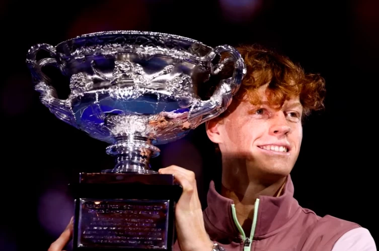 Australian Open жарысын алғаш рет итальяндық теннисші жеңіп алды Australian Open жарысын алғаш рет итальяндық теннисші жеңіп алды