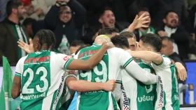 Сенсация в турецкой Суперлиге. «Галатасарай» потерпел неожиданное поражение (видео)