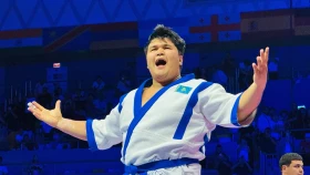 Дебютант Жантілек Нұртілепұлы сенсационно выиграл золотой пояс Qazaqstan Barysy – 2026