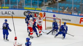 «Барыс» елордада «Автомобилист» командасына есе жіберді