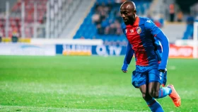 Михал Билектің қарамағында доп тепті: «Атырау» Конго құрамасының футболшысымен толықты