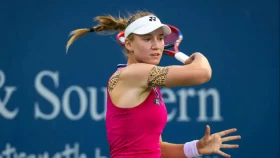Елена Рыбакина вышла в четвертьфинал турнира в Майами