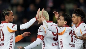 «Галатасарай» увеличил отрыв (видео)