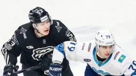 «Барыс» уступил «Трактору»