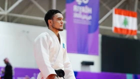 Ержан Еренкайыпов вышел в полуфинал ИИС