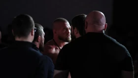 Екі титулдық жекпе-жек, NAIZA-ның екі бұрынғы чемпионы және Артём Резников. АСА 200 турнирінің тікелей эфирі