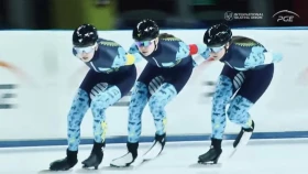 Казахстанские конькобежцы завоевали «бронзу» на юниорском Кубке мира