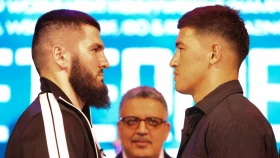 Артур Бетербиев Дмитрий Биволды жеңді