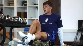 Даниэль Мальдини дебютировал за сборную Италии. До него за нее играли отец и дед