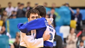 Елдос Сметов Астанадағы турнирде жеңіліп қалды