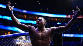 Американдық жауынгер Шавкат Рахмоновқа төбелесуге ұсыныс жасады