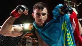 Казахстанский боец выиграл финальный поединок американской лиги