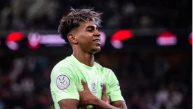 «Барселона» вышла в финал Суперкубка Испании (видео)