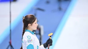 Женская сборная по керлингу вышла в полуфинал Азиады