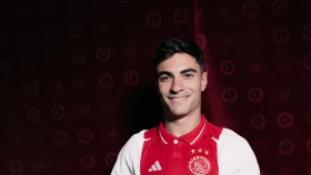 «Аякс» подписал защитника Лукаса Росу