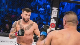 BRAVE 88 турниріндегі екі титулдық жекпе-жек. Словениядан турнирдің тікелей эфирі