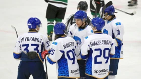 «Барыс» объявил состав на матч с «Сибирью»