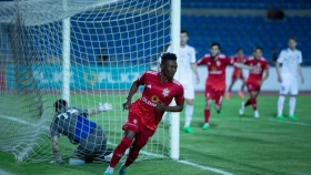 Жайро Жан: Нам нужно быть одной семьей