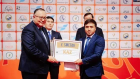 Елдос Сметов: Улетаю в Лондон