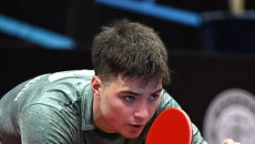 Казахстанец уступил в четвертьфинале турнира по настольному теннису в Тунисе