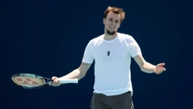 Александр Бублик Дохадағы турнирді сәтсіз бастады