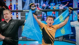 Бағдат Жұбаныш – NAIZA жылдың үздік жауынгері. Алматыда NAIZA Awards өтті