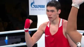 Боксер Аккалыков вышел в финал международного турнира в Сербии