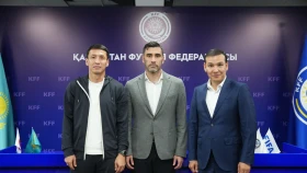 ҚФФ мен Футболшылар кәсіподағы ойыншылардың құқықтарын қорғау және әлеуметтік қолдау мәселелерін талқылады