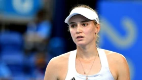 Рыбакина с разгромом вышла в третий круг турнира WTA 1000 в Дубае