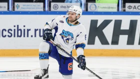 Савицкий сыграл юбилейный матч в КХЛ